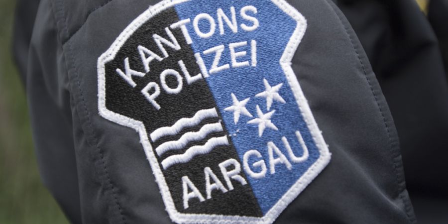 Ein Unbekannter hat am Freitag die Postfiliale in Wettingen AG überfallen. Ein sofort eingeleitete Fahndung der Kantonspolizei Aargau war erfolglos. (Symbolbild)