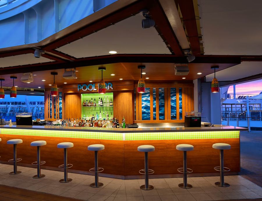 Ihm seien in einer Bar auf dem Schiff «mindestens 33 alkoholische Getränke» serviert worden. (Symbolbild)