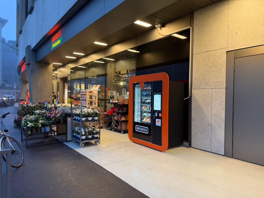 Die Migros-Automaten stehen immer in der Nähe einer Migros-Filiale.