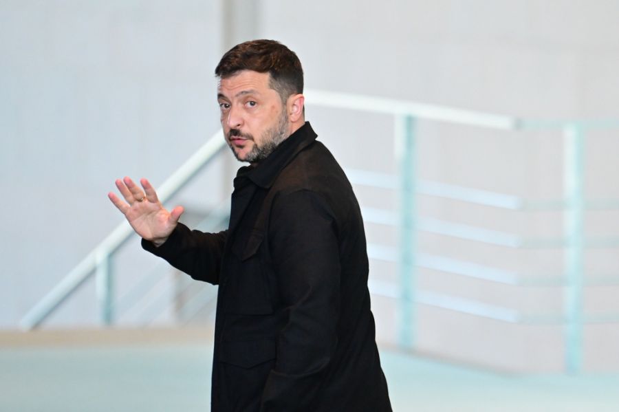 Der ukrainische Präsident wiederum trifft sich am Montag mit europäischen Regierungschefs.