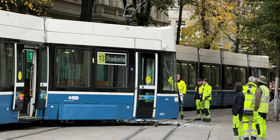 Wie es zu dem Unfall kam, ist noch unklar.