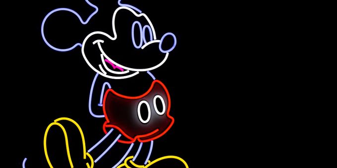 Micky Maus stand bisher für das Gegenteil von Horror. (Archivbild) Micky Maus stand bisher für das Gegenteil von Horror. (Archivbild)