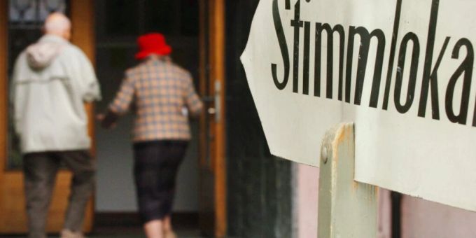 Hier geht's lang: In neun Kantonen wird neben den beiden eidgenössischen Vorlagen auch über 22 Sachvorlagen entschieden. (Archivbild) Hier geht's lang: In neun Kantonen wird neben den beiden eidgenössischen Vorlagen auch über 22 Sachvorlagen entschieden. (Archivbild)