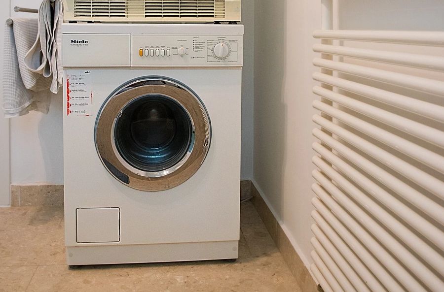 Als die Tante und Grossmutter des kleinen Jungen ihn fanden, war er bereits tot.