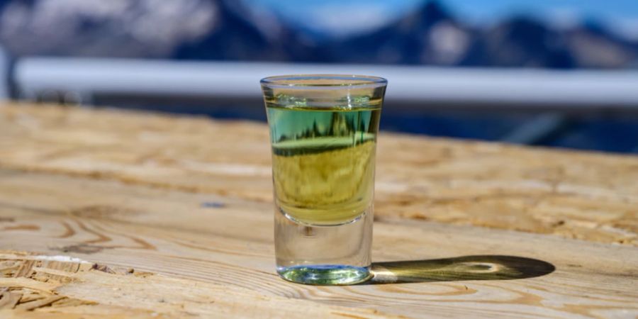 Chartreuse wird in Frankreich auch als Shot serviert.