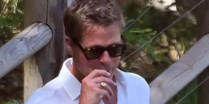 Wegen seiner Neuen? - Brad Pitt (59) sieht plötzlich wieder jung aus