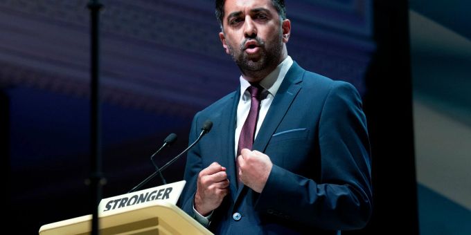 Schottlands Regierungschef Humza Yousaf hat seinen Rücktritt angekündigt. (Archivbild) yousef