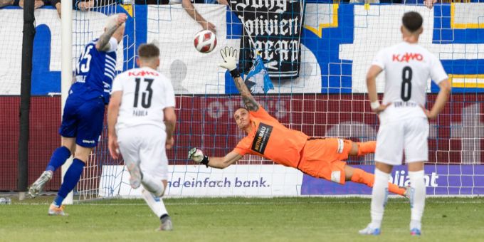 Francesco Ruberto im Tor des FC Schaffhausen. FC Schaffhausen