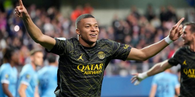 Kylian Mbappé will weiter für Paris Saint-Germain spielen. Kylian Mbappé PSG