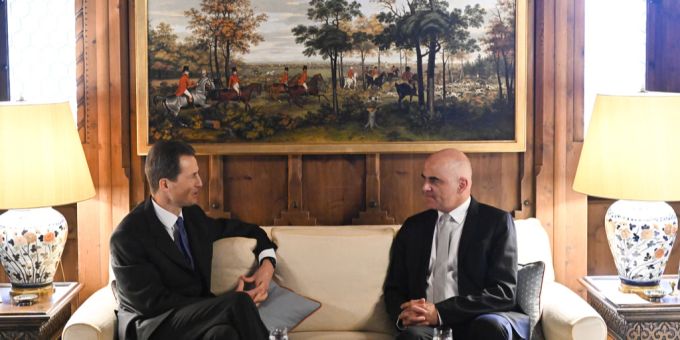 Mit Regierungen - Feier zu 100 Jahren Zollunion Schweiz-Liechtenstein