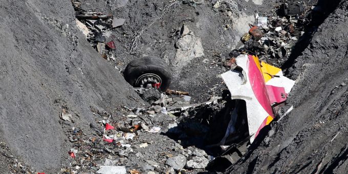 Die Absturzstelle in den französischen Alpen. Die Absturzstelle in den französischen Alpen.