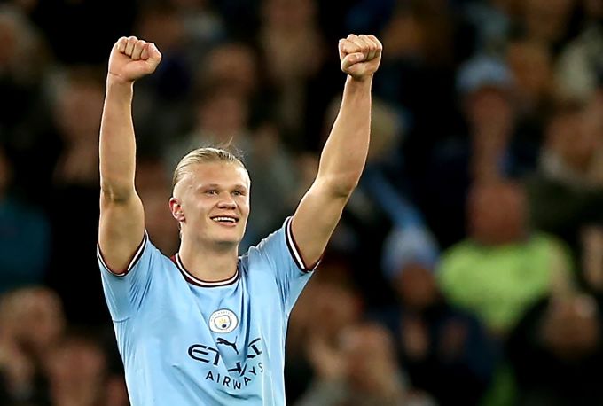 Erling Haaland jubelt über einen Treffer für Manchester City. Erling Haaland