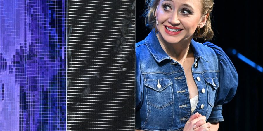 Die Schauspielerin Anna Maria probt «Stolz und Vorurteil *oder so» in der Komödie am Kurfürstendamm.