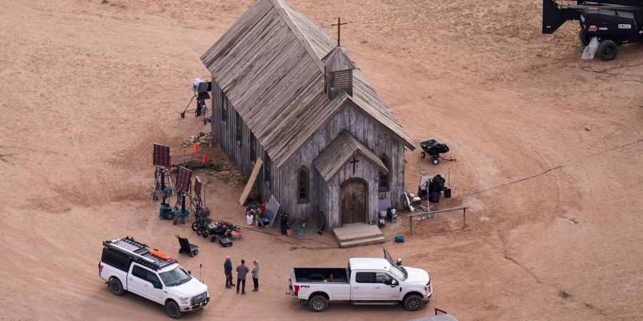 Luftaufnahme der Bonanza Creek Ranch mit dem Set des Films «Rust».