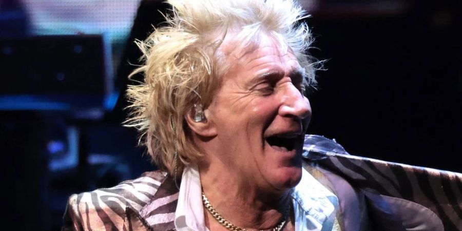 Die Celtic-Kette hat Rod Stewart immer dabei.