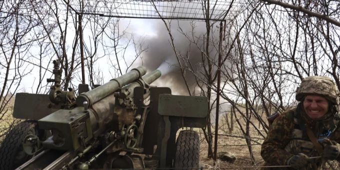 Weit hinter Front - Russische Besatzer melden Explosionen in Luhansk