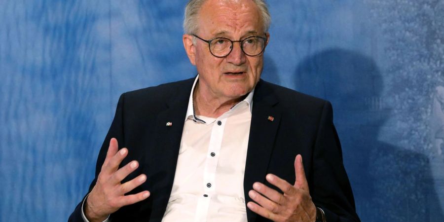 «Das Grundgesetz ist mehr als nur eine Ansammlung von Paragrafen»: Heinz Hilgers