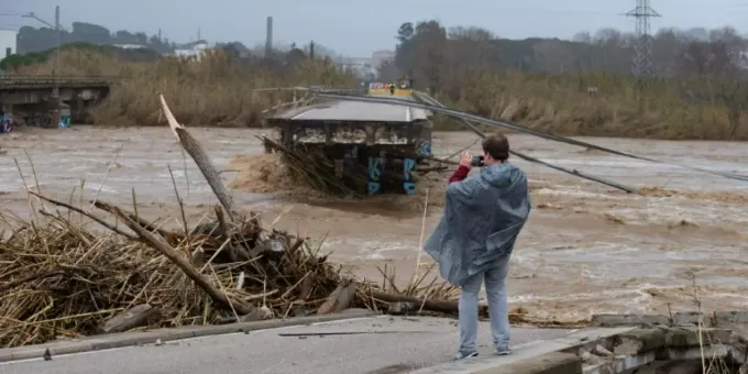 Mindestens Sieben Tote Nach Sturm In Spanien