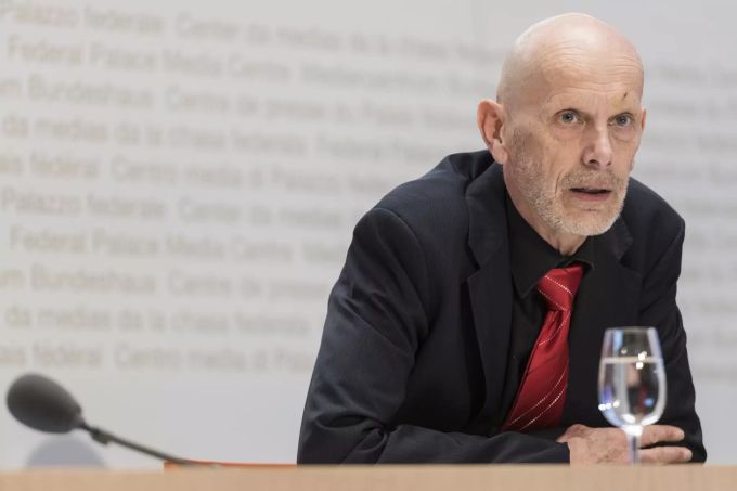 Daniel Koch, Leiter Abteilung uebertragbare Krankheiten im Bundesamt fuer Gesundheit BAG, kommentiert die aktuelle Situation rund um die Pandemie des Coronavirus COVID-19, am Donnerstag, 2. April 2020 in Bern. Coronavirus Daniel Koch BAG