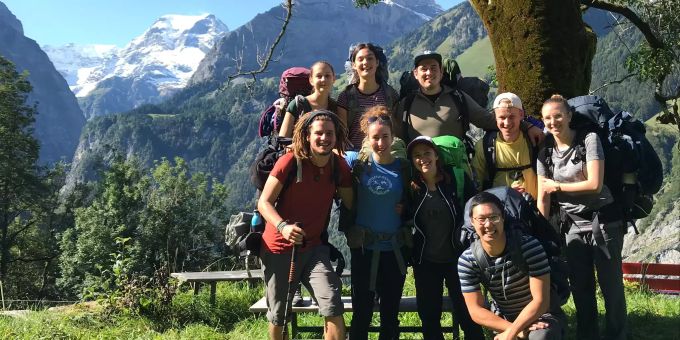 Wohin soll es mit Glarus Süd gehen? Studierende der ZHAW laden die Bevölkerung ein, ihre Ansichten in einer Umfrage kundzutun. Wohin soll es mit Glarus Süd gehen? Studierende der ZHAW