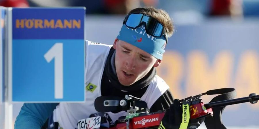 Reiste mit seinen Brüdern aus Pokljuka ab: Biathlet Fabien Claude. Foto: Darko Bandic/AP/dpa