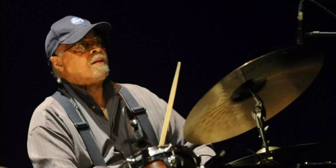 Jimmy Cobb bei einem Auftritt im Juli 2012 Jimmy Cobb bei einem Auftritt im Juli 2012