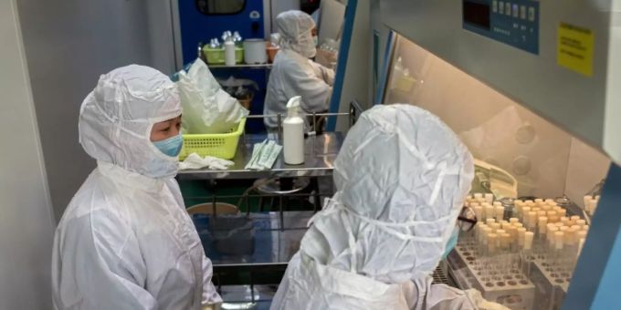 Merkel fordert Impfstoff gegen das Coronavirus für alle Menschen. Coronavirus