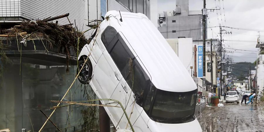 japan unwetter