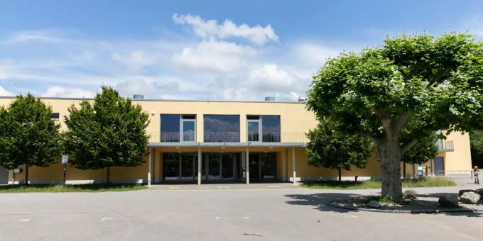 Mehrzweckhalle in Würenlos. Mehrzweckhalle in Würenlos.