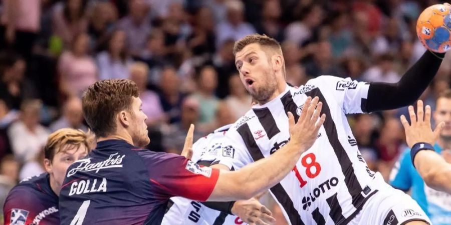 Der Supercup zwischen Kiel und Flensburg-Handewitt soll vor Zuschauern in Düsseldorf stattfinden. Foto: Marius Becker/dpa