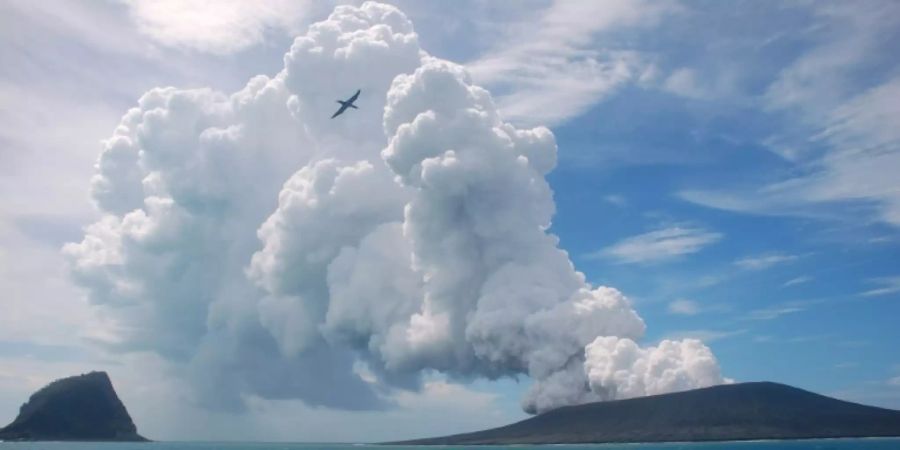 Die Teenager wurden von einer Tonga-Vulkaninsel gerettet