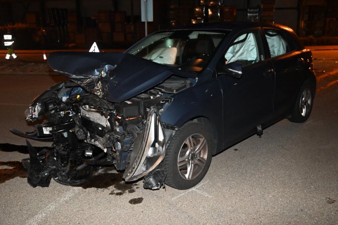 Vier Personen wurden beim Unfall verletzt Vier Personen wurden beim Unfall verletzt