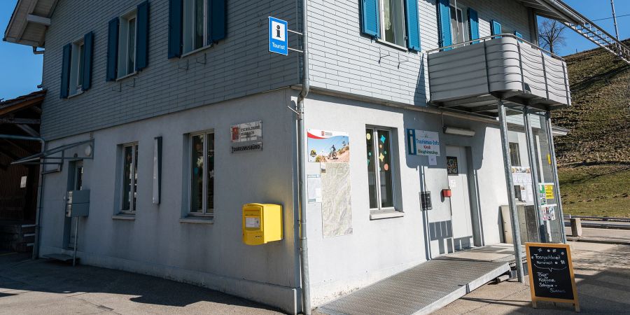 Das alte Bahnhofsgebäude in Escholzmatt beherbergt heute das Tourismusbüro von Escholzmatt-Marbach.