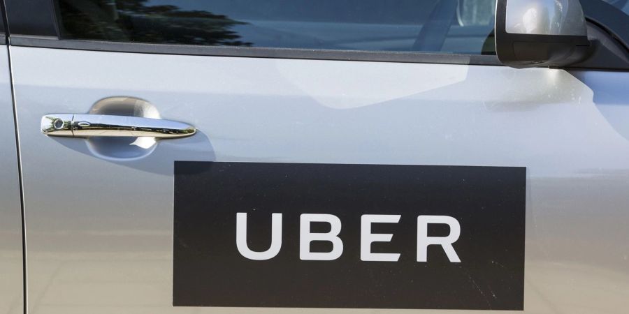Die Uber-App berücksichtigt bei der Routenplanung künftig auch ÖPNV-Verbindungen. Das Angebot startete nun in Berlin.