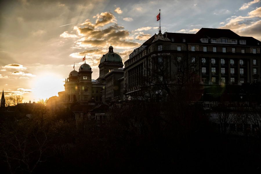 Bundeshaus Bellevue Sonnenuntergang