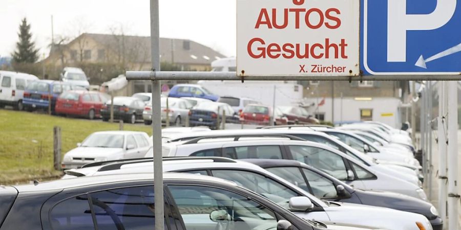 Seit Beginn der Corona-Pandemie haben sich die Preise für Occasionsautos markant erhöht. (Archivbild)