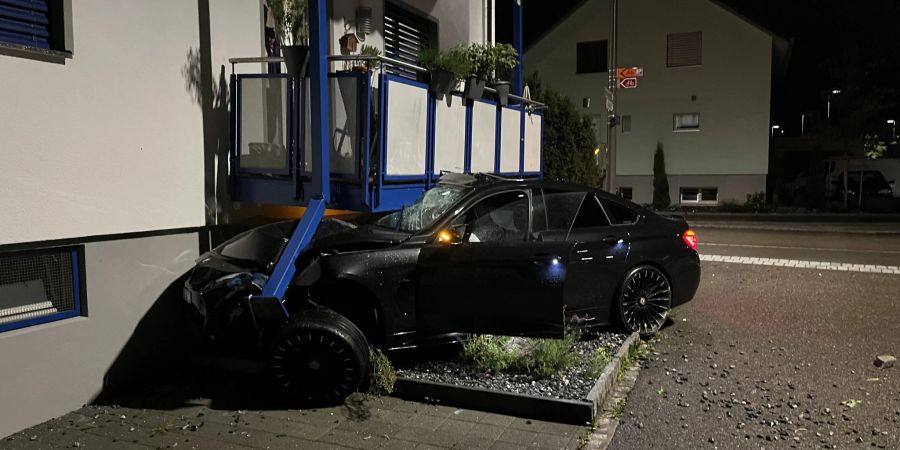 Goldach: Mit Auto gegen Haus geprallt