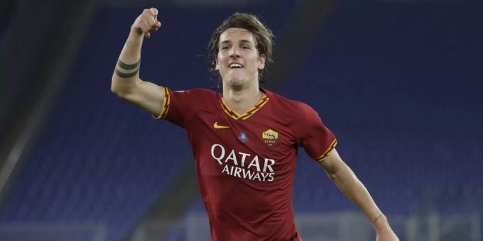 As Roma Shootingstar Nicolo Zaniolo Hat Ein Insta Mami