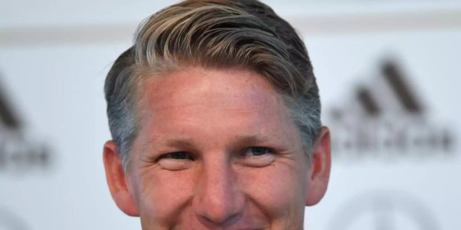 Für Bastian Schweinsteiger gäbe es beim DFB-Team immer einen Platz. Foto: Federico Gambarini/dpa