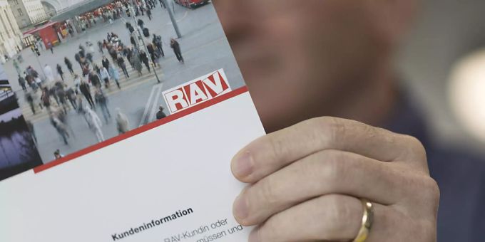 Firmen wollen weiter Personal einstellen (Archivbild) Firmen wollen weiter Personal einstellen (Archivbild)
