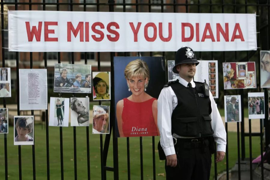 Prinzessin Diana starb bei einem Autounfall 1997 in Paris.