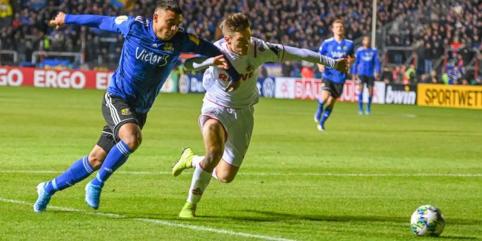 Saabrücken setzt sich gegen den 1. FC Köln im DFB Pokal durch Saarbrücken Köln DFB