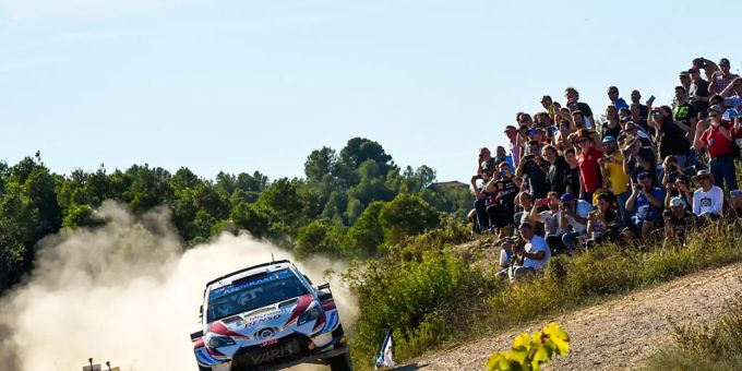 Automobil - Der Este Ott Tänak ist vorzeitig Rallye-Weltmeister
