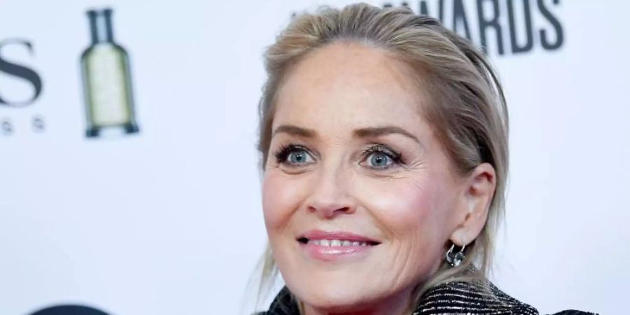 Sharon Stone hat sich Gedanken zu Trump, Putin und die Demokratie gemacht. Foto: Britta Pedersen/zb/dpa