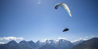 Wengen BE - Gleitschirmpilot verunglückt in Wengen tödlich