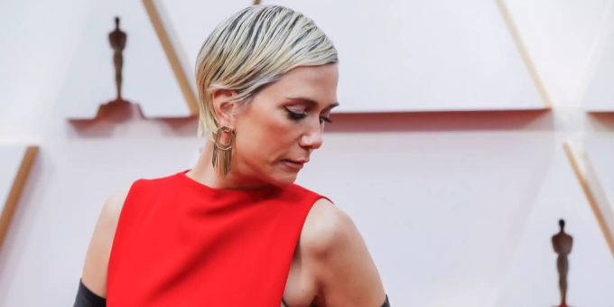 Die US-amerikanische Schauspielerin Kristen Wiig vermisst ihre Zwillinge. Kristen Wiig