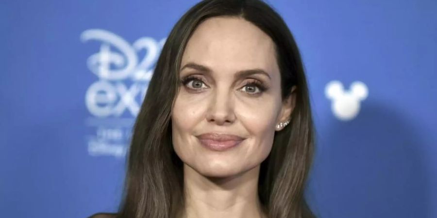 Angelina Jolie (45) freut sich nach eigenen Worten darauf, 50 zu werden. Foto: Richard Shotwell/Invision/AP/dpa