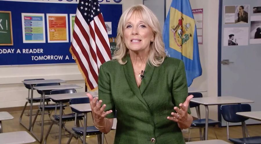 Jill Biden unterrichtet während ihrer Zeit als Second Lady an einem Community College.