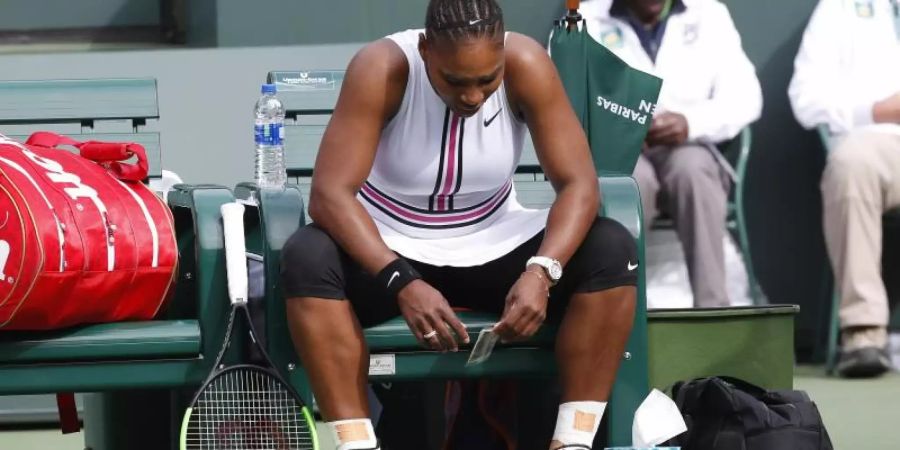 Erschöpft: Serena Williams in Indian Wells. Foto: Charles Baus/CSM via ZUMA Wire