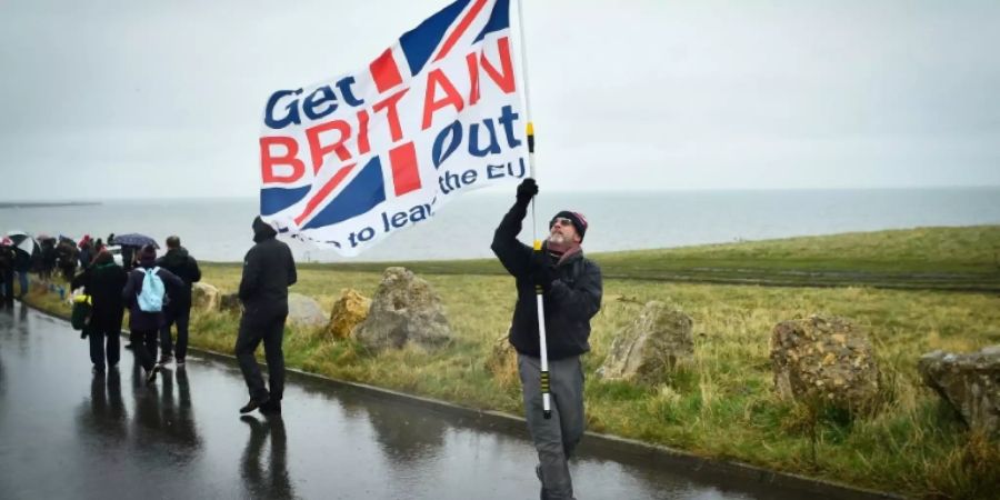 Marsch von Brexit-Befürwortern in Sunderland